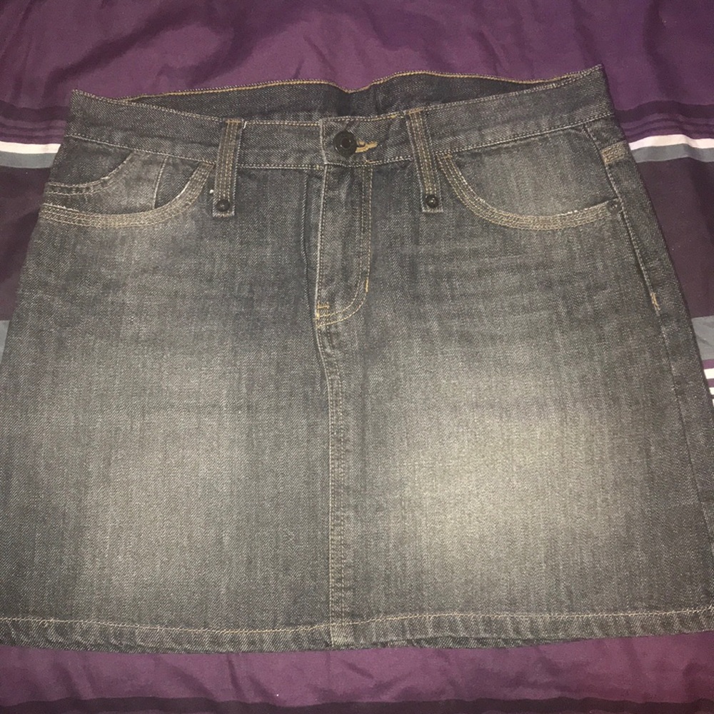 Women’s Skirt